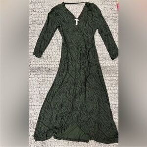Soma Elegant Forest Green and Black Midi Wrap Dress